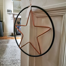 Load image into Gallery viewer, Copper Star and Circle Wreath