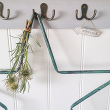 Load image into Gallery viewer, Green Copper Metal Star