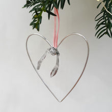 Load image into Gallery viewer, Aluminium Mistletoe Heart with Ribbon