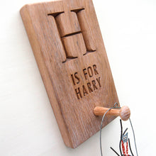 Load image into Gallery viewer, Contemporary Personalised Engraved Oak Shaker Peg