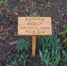 Load image into Gallery viewer, Floral Oak Memorial Plaque