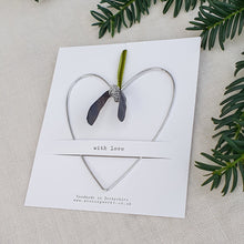 Load image into Gallery viewer, Aluminium Mistletoe Heart with Ribbon
